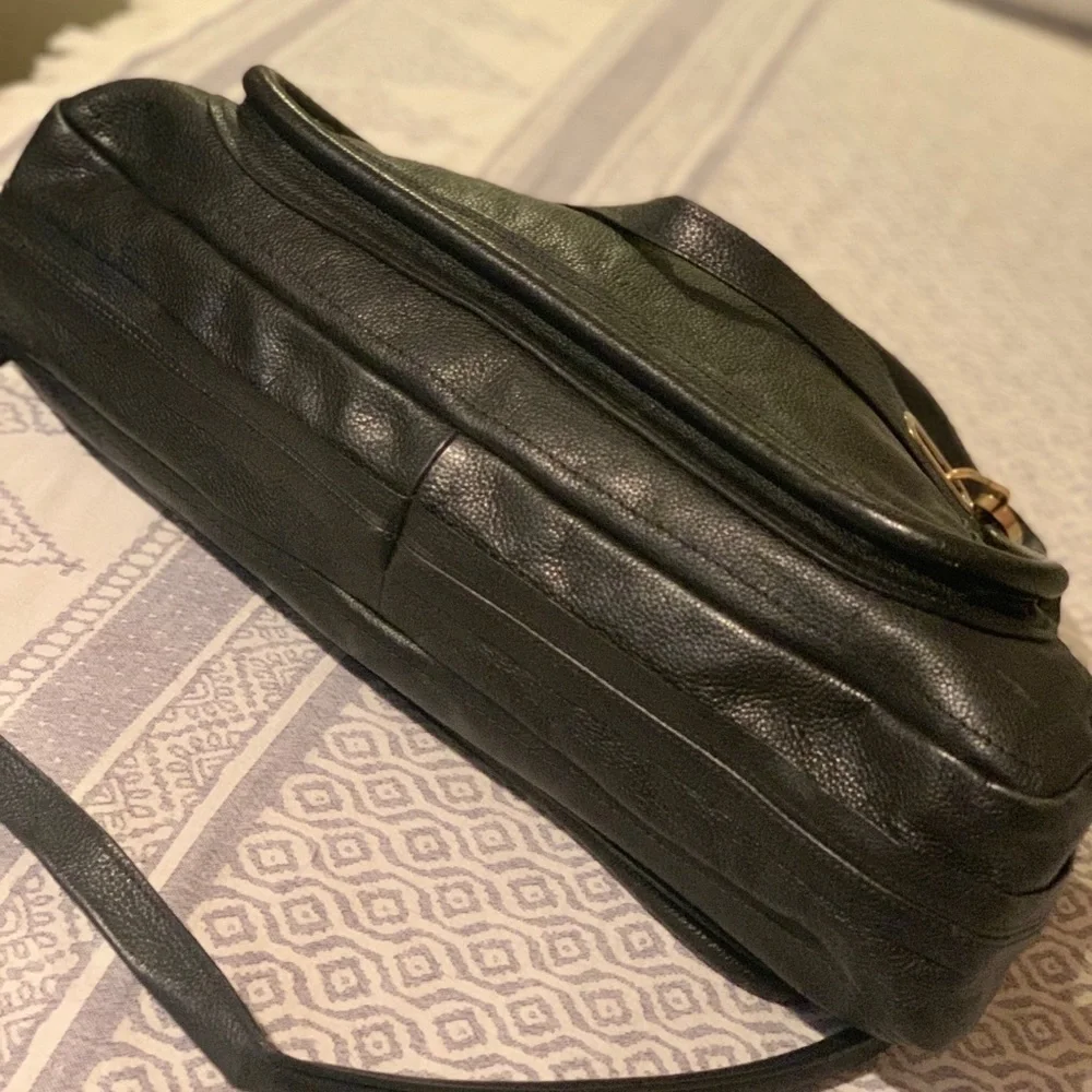 Chloe Paraty Medium Bag in Black Leather​​​​​​​​​